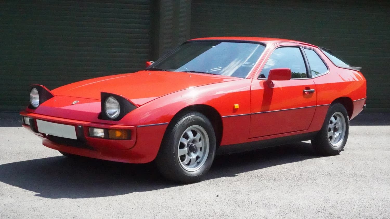 1984 Porsche 924 Lux Coupe Auto